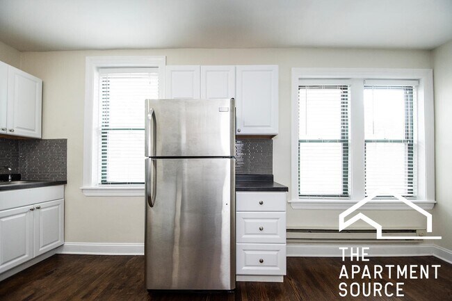 Photo - 3849 N Greenview Ave Unit 1S