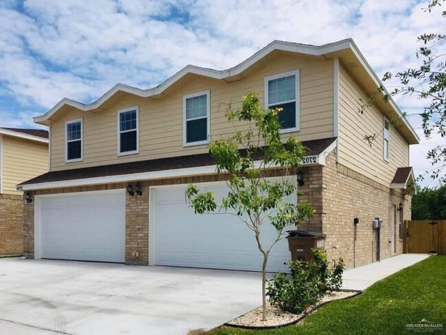 Building Photo - 20 Phoenix St