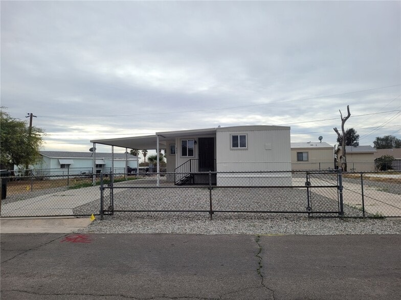 620 Silver Ln
