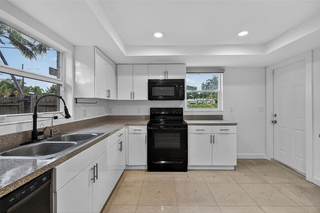 Photo - 206 NW 5th Ave
