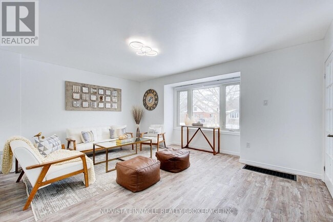 Photo - 1243 Landor St