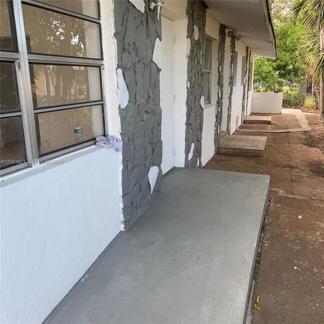 Photo - 308 NW 9th St