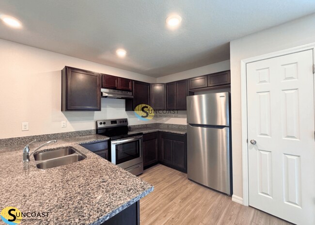 Photo - 5677 110th St Unit 2