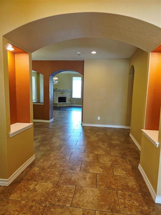 228 Dove Hill