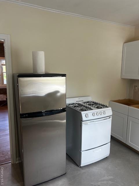 Photo - 20 Oyster Bay Road Unit Back
