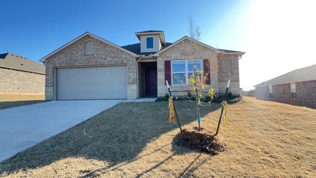 New Construction 4 bedroom Home in Shawnee - New Construction 4 bedroom Home in Shawnee