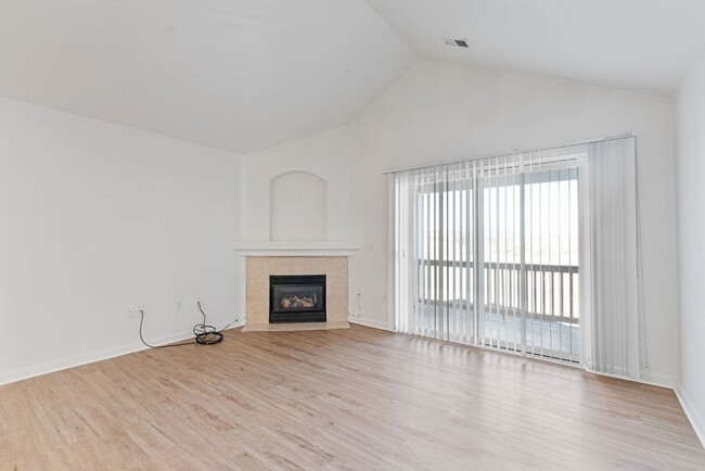 Photo - Bright and Spacious 2-Bedroom, 2-Bath Condo in South Loveland