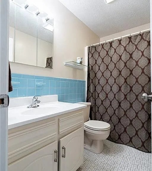 255 Monticello Dr