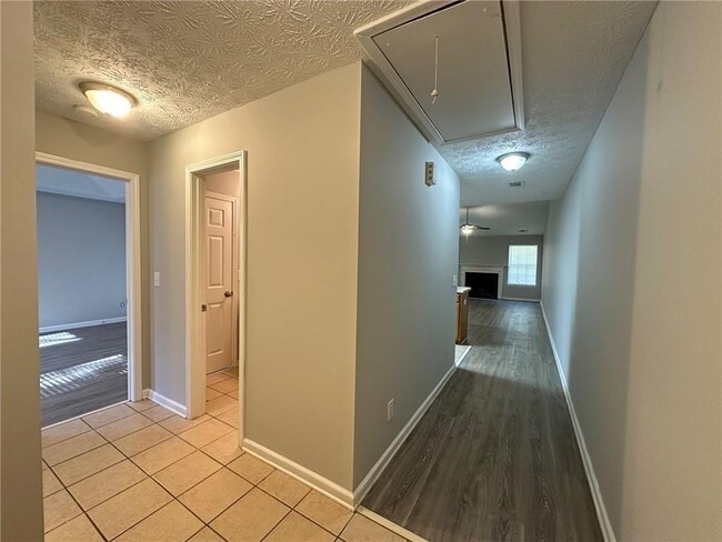 Photo - 3976 Hidden Hollow Dr Unidad B