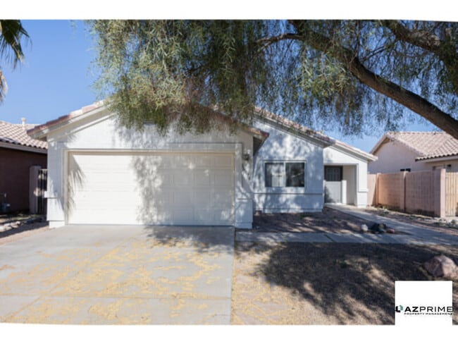 Photo - Discover Unmatched Elegance in this Beautifully Updated 3/2 Home in Goodyear.