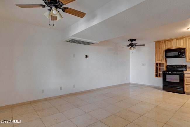 Photo - 1440 N Idaho Rd Unit 1035