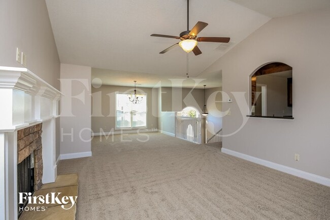 Photo - 1666 Dillard Way