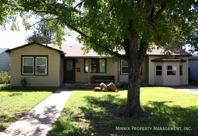 Building Photo - 3005 49th St Rental