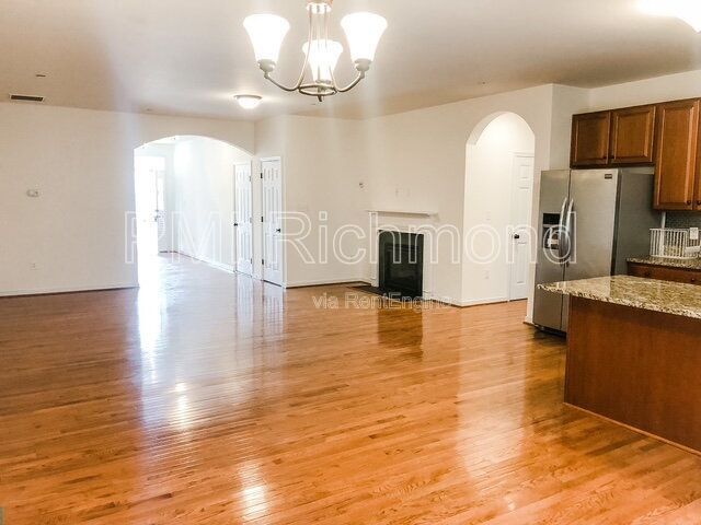Photo - 4707 Brydes Ln