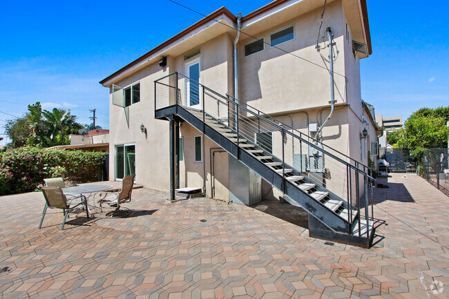 Building Photo - 470 S Hamel Rd Unit One bedroom Rental