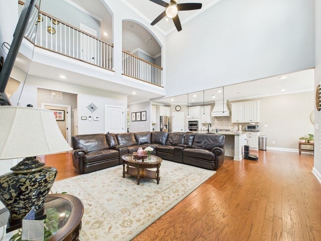 13028 Vermillion Crossing Ct