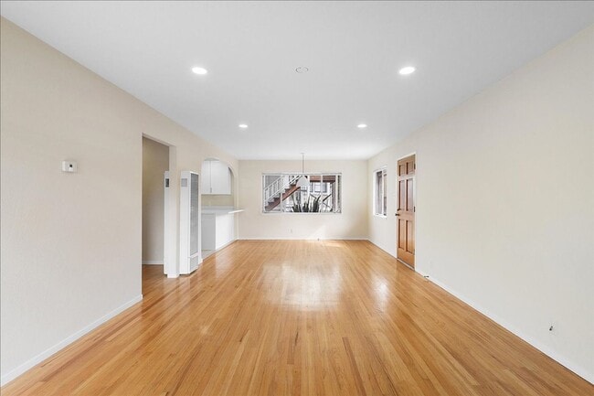 Photo - 2208 Buena Vista Ave