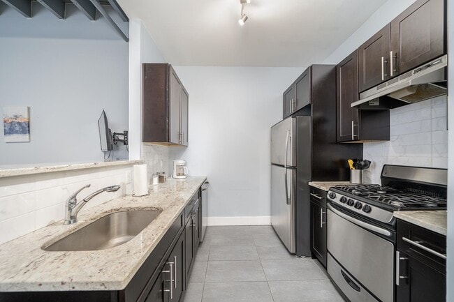 Building Photo - 235 Orient Ave Unit 2 Rental