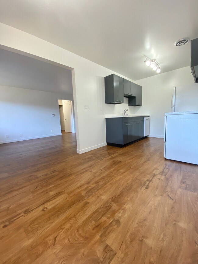 Photo - 848 NE 67th St Unit 305