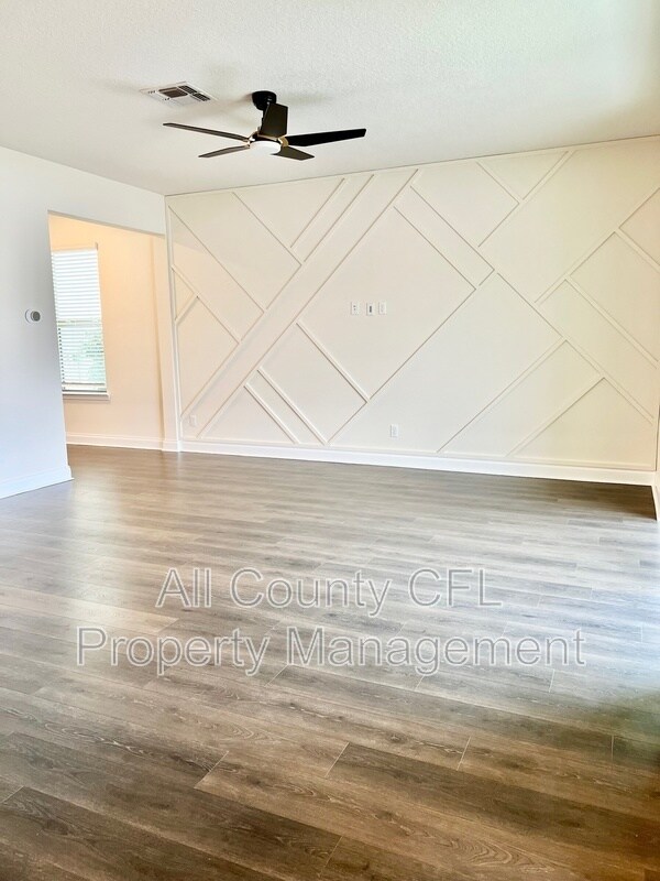 Photo - 9359 Juniper Moss Cir