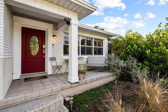 Photo - 304 N Matanzas Ave
