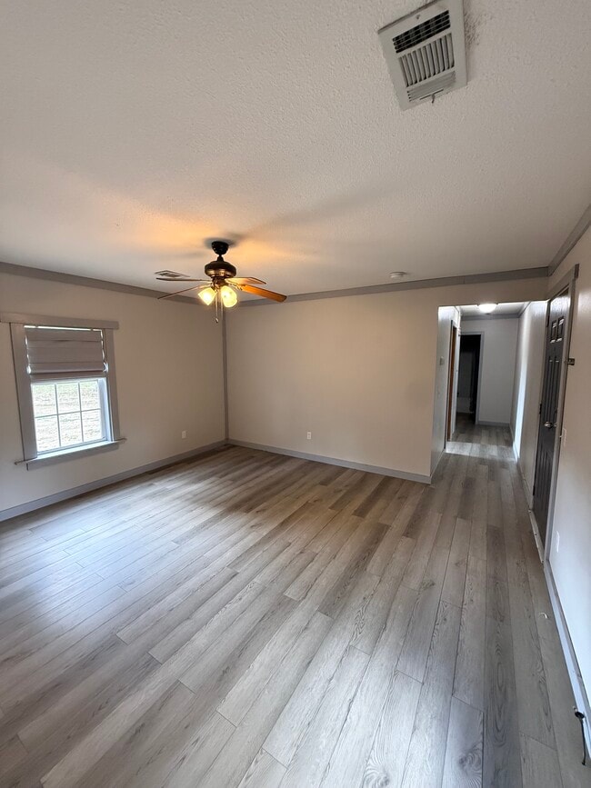 Photo - 11188 E Nickens Rd