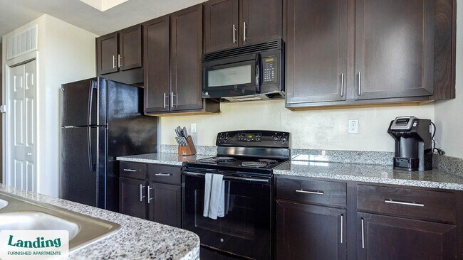 Photo - 4590 Winkler Ave Unit 08-306