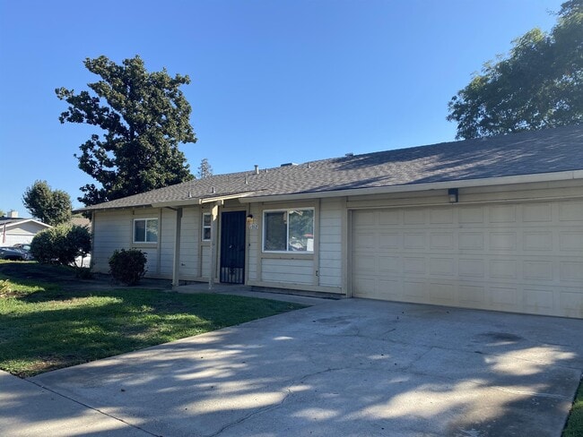 Building Photo - 1312 Pietriana Way Rental