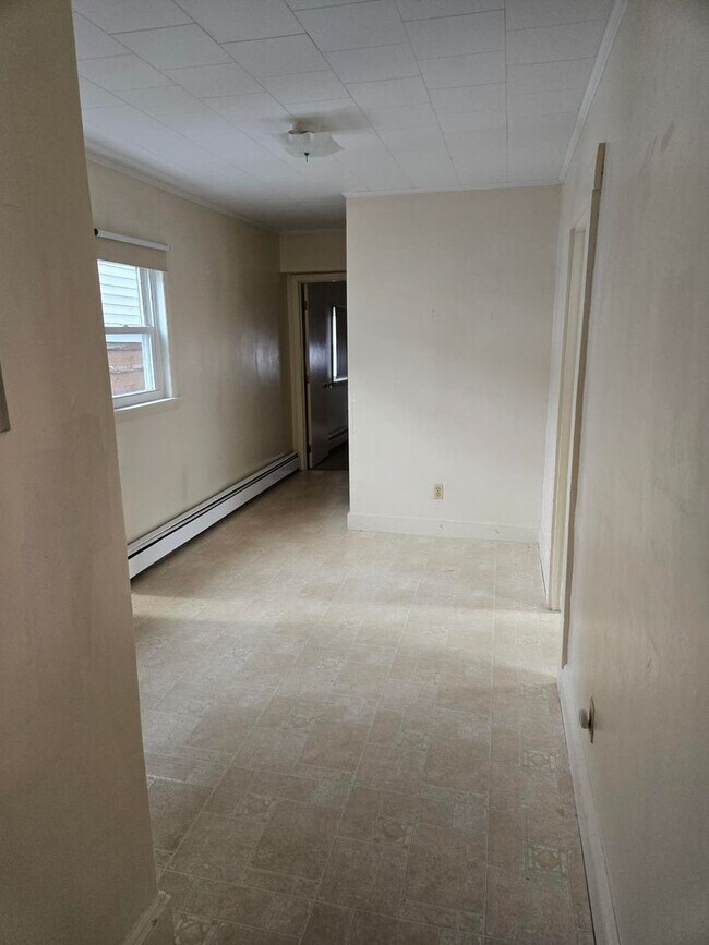 187 Essex St Unit #2