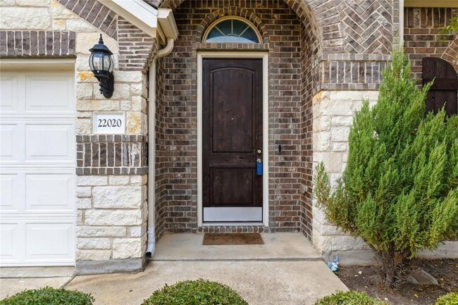 Photo - 22020 Abigail Way