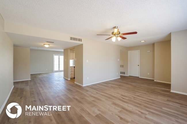 Photo - 15202 N 38th Ave