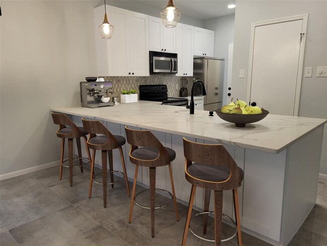 Photo - 3800 Tanglewilde St Rental