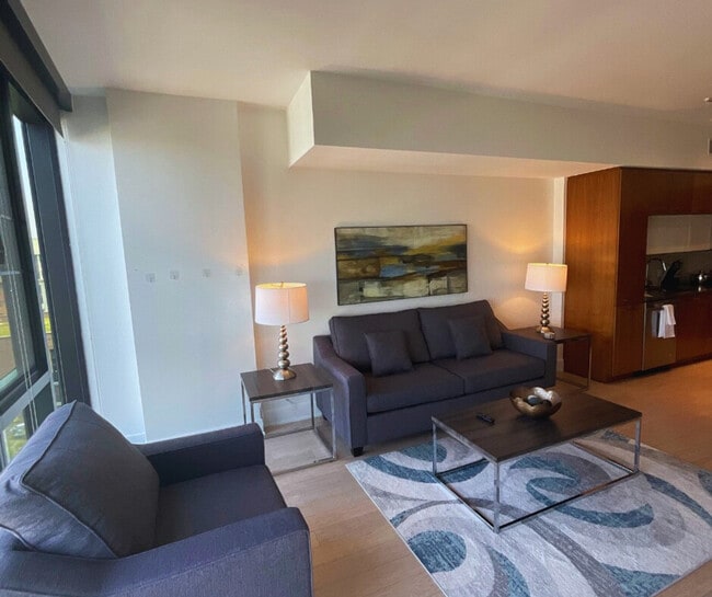 Photo - 285 Tingey St SE Unidad ID1302533P