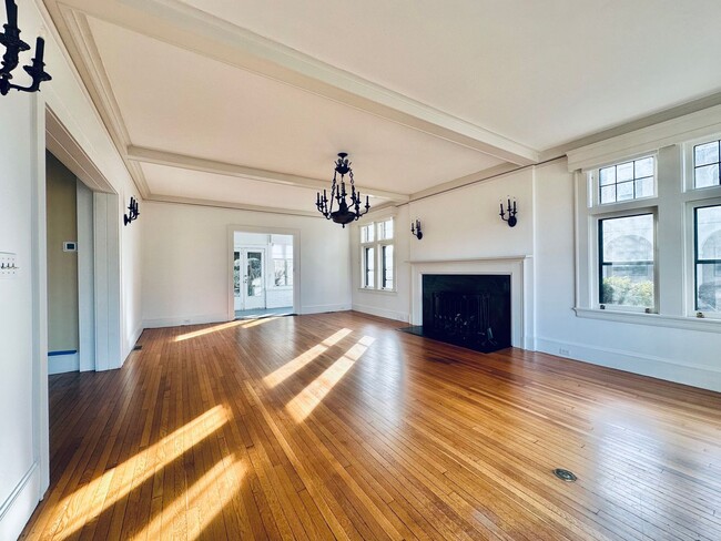 Photo - 671 Prospect St