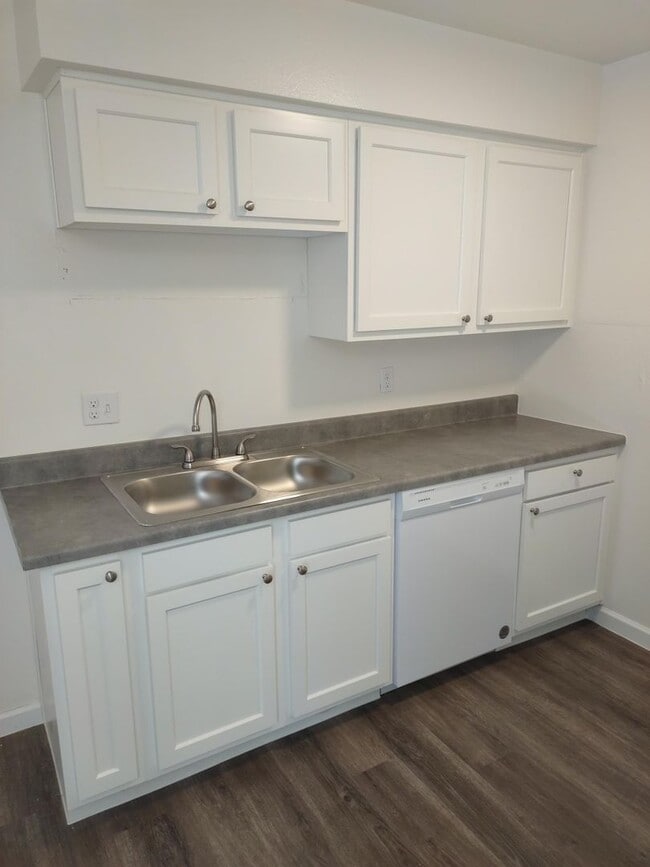 Photo - Midtown Commons