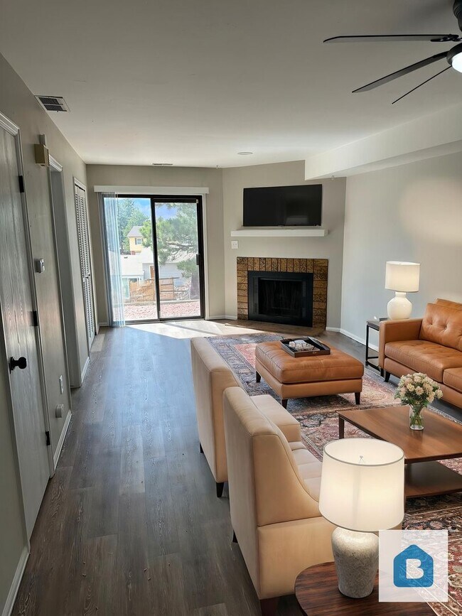 Photo - 5458 Fiesta Ln