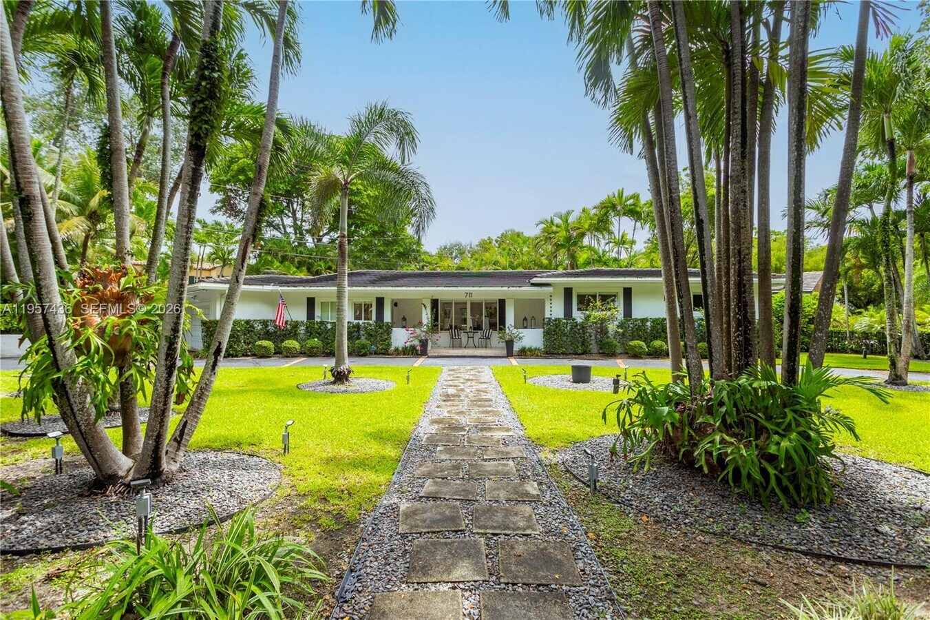 Photo - 711 Sunset Rd