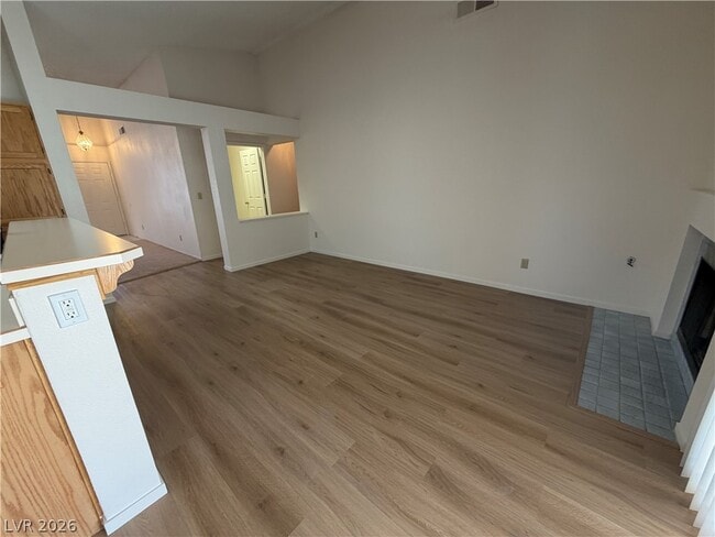 Photo - 1328 Maplegrove Cir
