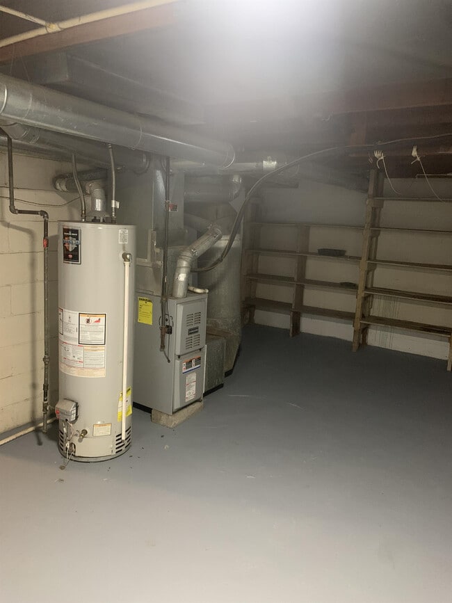 Photo - 999 Fairwood Ave