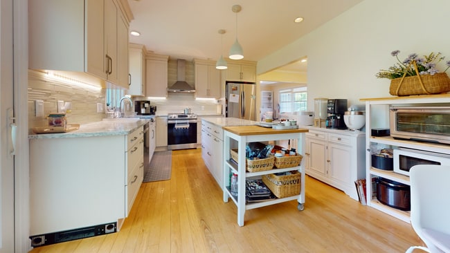 Photo - 118 Simsbury Dr
