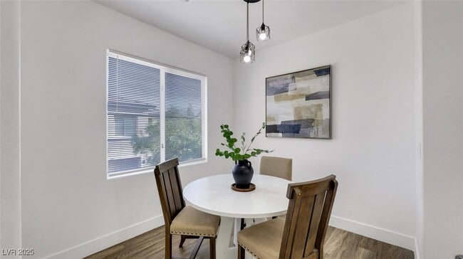 Photo - 721 Peachy Canyon Cir Unit 201