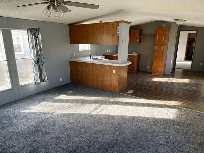 Hidden Meadows Mobile Home Park - Hidden Meadows Mobile Home Park Unit Lot 09