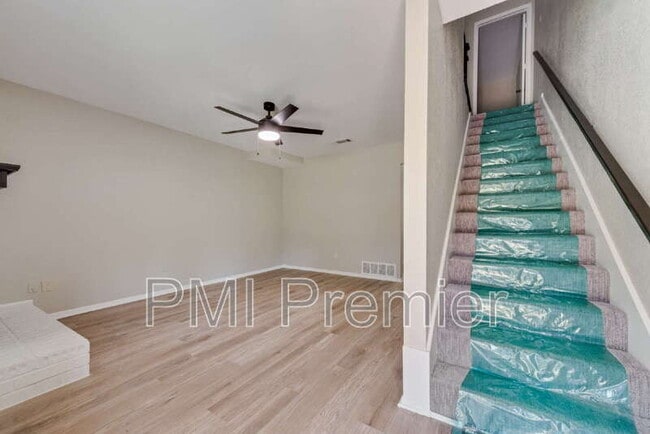 105 Wildwood Ct