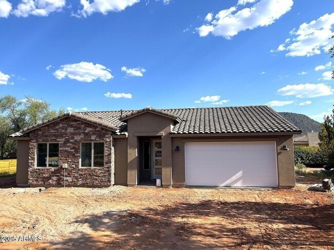 Building Photo - 375 Verde Valley School Rd Rental