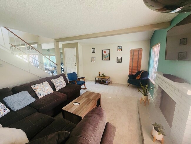 Photo - 104 Boysenberry Ln