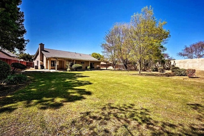 Photo - 5704 Charleville Ln