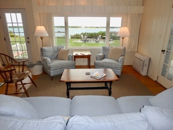 17 Edgartown Bay Rd