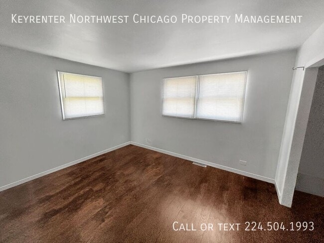 Photo - 912 W Oakwood Dr