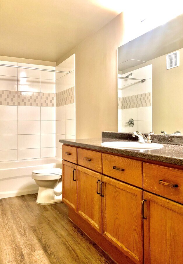 Photo - Ridgewood Manor