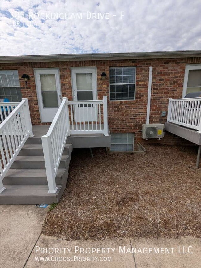 Photo - 335 Rockingham Dr Unidad F